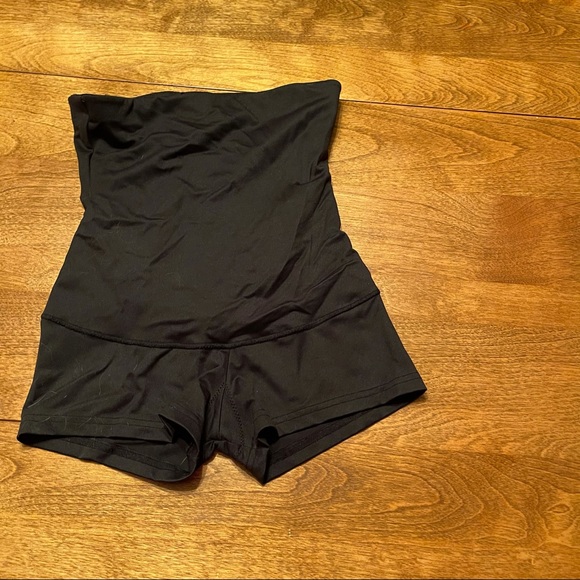 S Flexees by Maidenform - Picture 8 of 8